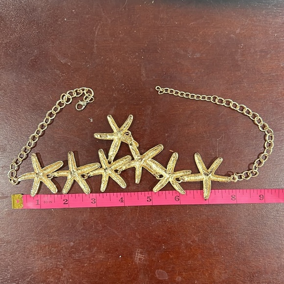 Beach Starfish Gold Necklace - Picture 3 of 5
